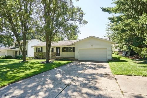 432 Mackinaw Ave, Fairlawn, OH, 44333-3841 | Card Image