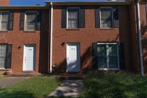 721 Redland Dr, Jonesboro, GA, 30238-4372 | Card Image