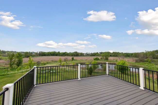 Maintenance free deck | Image 41