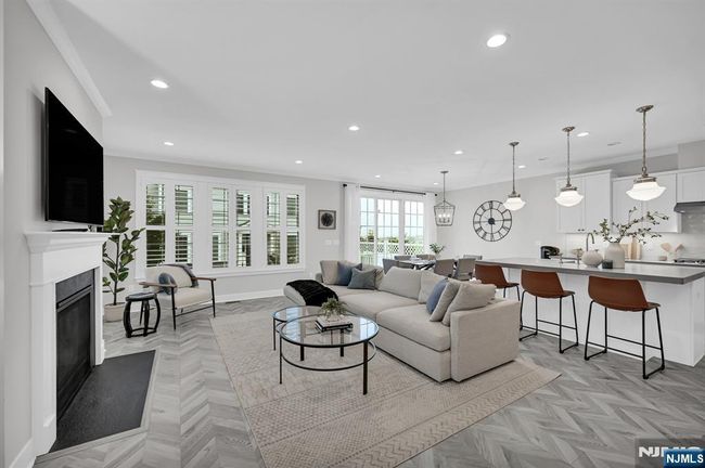 11 Aspen Dr, Townhouse with 3 bedrooms, 4 bathrooms and null parking in Cedar Grove NJ | Image 7