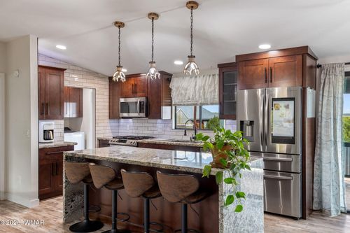 8647 Sutter Ln, Show Low, AZ, 85901-0510 | Card Image