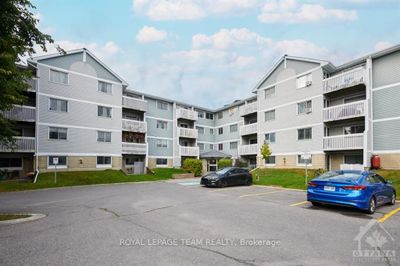 204 - 212 Viewmount Dr, Condo with 3 bedrooms, 1 bathrooms and 1 parking in Ottawa ON | Image 1