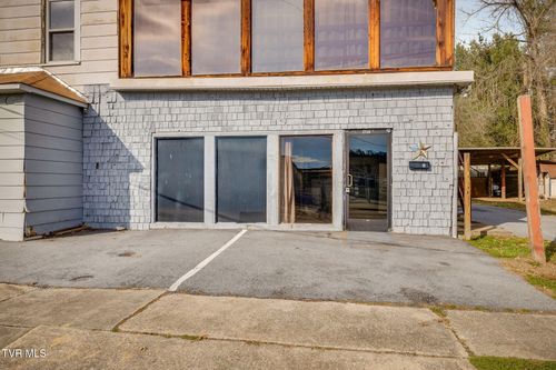 e-2728 E Center St, Kingsport, TN, 37664-2974 | Card Image