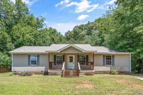 439 Sommerville Ave, Moulton, AL, 35650-1615 | Card Image