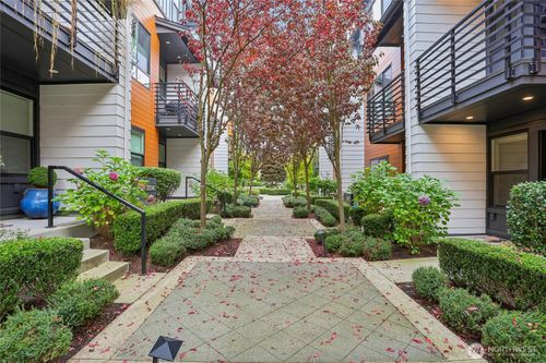 b-18319 96th Ln Ne, Bothell, WA, 98011-3539 | Card Image