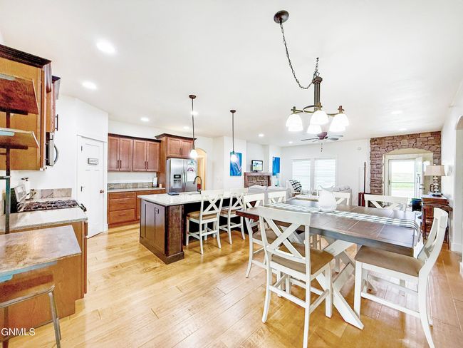 512 70 Th St E, House other with 3 bedrooms, 2 bathrooms and null parking in Williston ND | Image 9