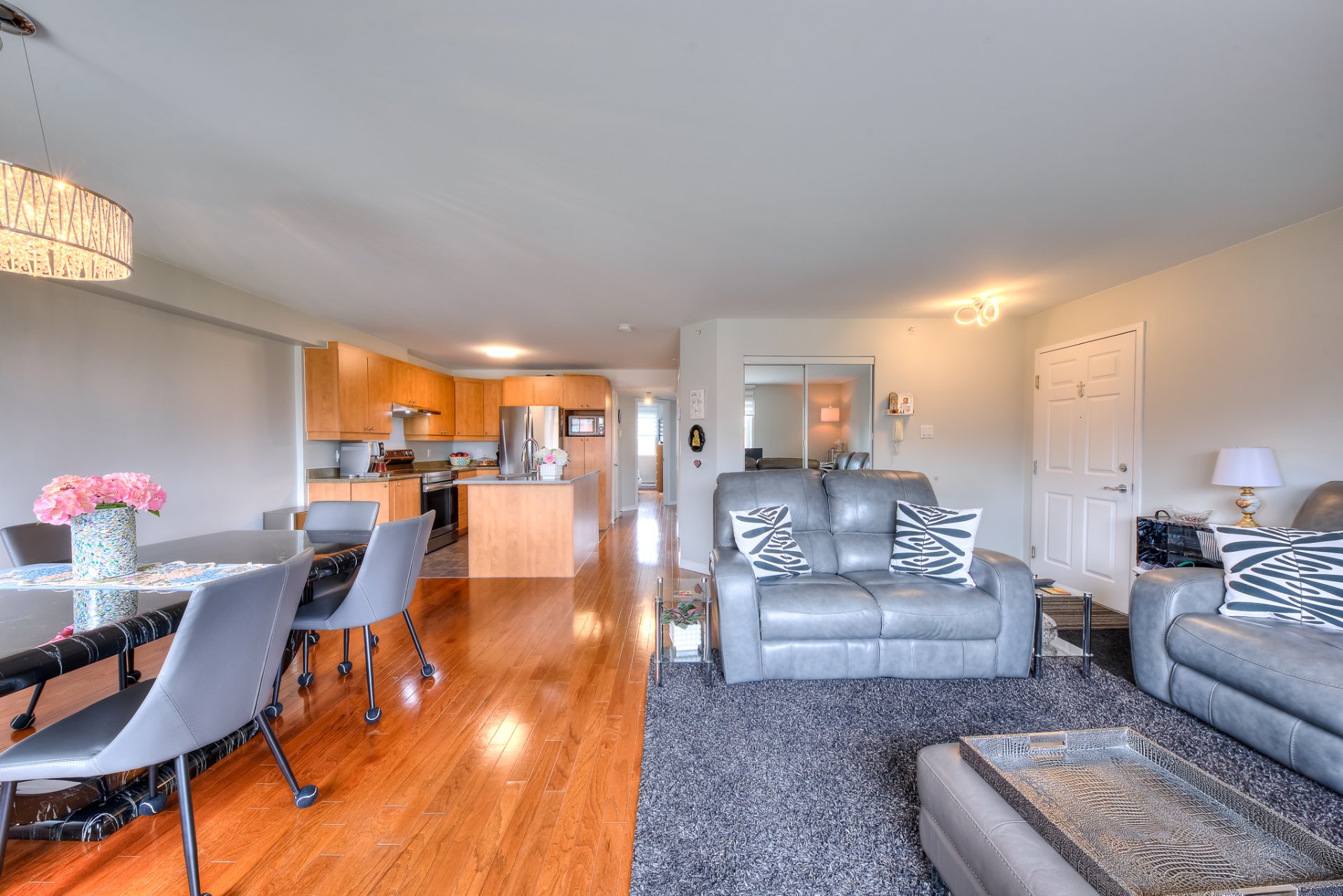Residential in Montréal (Pierrefonds-Roxboro) 3