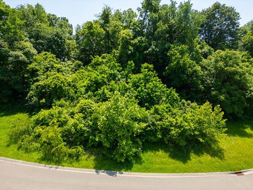 7 Kensington Dr, Chillicothe, OH, 45601-7026 | Card Image