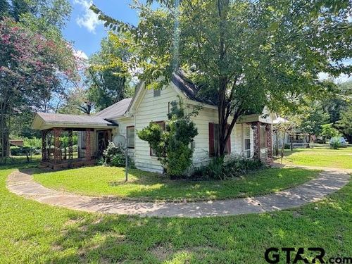 201 W Daingerfield St, Omaha, TX, 75571 | Card Image