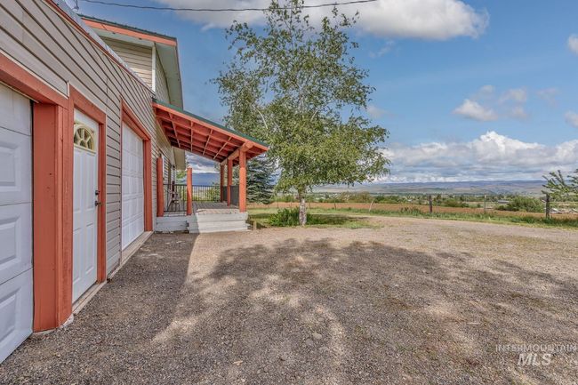2445 Orchard Rd, House other with 4 bedrooms, 3 bathrooms and 4 parking in Council ID | Image 7