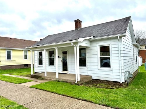 912 3rd St, Brilliant, OH, 43913-1049 | Card Image