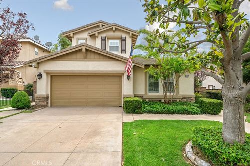 33287 Warwick Hills Rd, Yucaipa, CA, 92399-3407 | Card Image