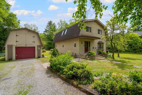 5 Shepherd Rd, Whitby, ON, L1M1G8 | Card Image