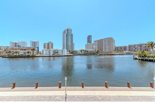 104-121 Golden Isles Dr, Hallandale Beach, FL, 33009-5805 | Card Image