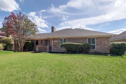 9006 Church Rd, Dallas, TX, 75231-4850 | Card Image