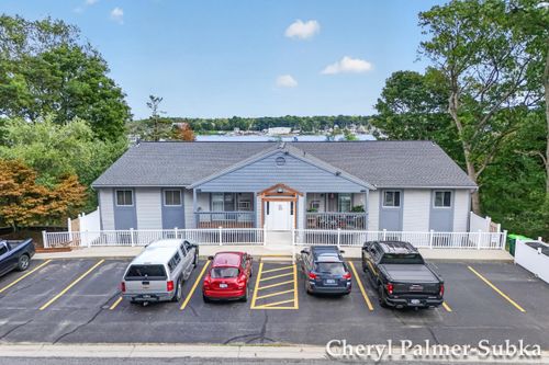 5-8166 Old Channel Trl, Montague, MI, 49437-1500 | Card Image