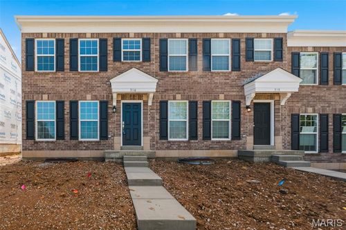 316 Fall Harvest Pkwy, Wentzville, MO, 63385-6026 | Card Image
