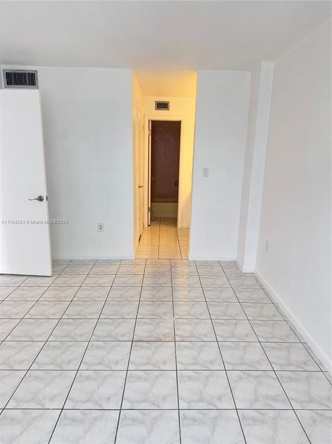 APT-407 - 677 Sw 9 Th Ave, Condo with 1 bedrooms, 1 bathrooms and null parking in Miami FL | Image 11
