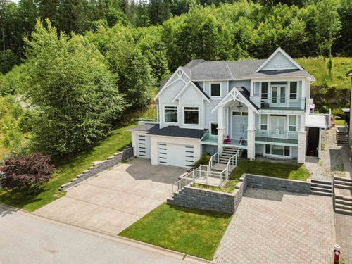 25540 Godwin Dr, Maple Ridge, BC, V2W1G9 | Card Image