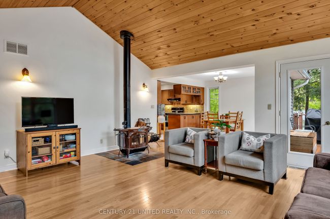 116 Brown Lane, House other with 3 bedrooms, 2 bathrooms and 5 parking in L'amable ON | Image 12