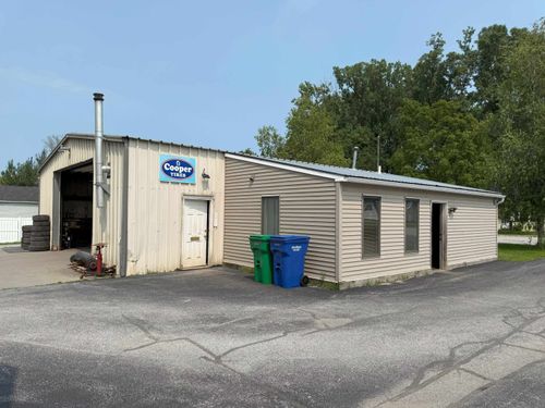 20 Sunset Mdws, Saint Albans, VT, 05478-1932 | Card Image