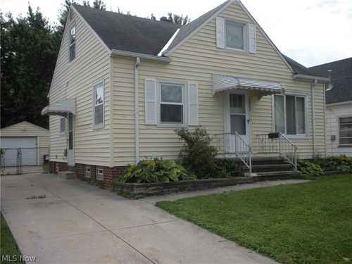 12503 Carrington Ave, Cleveland, OH, 44135-3746 | Card Image