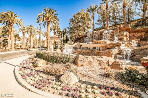 768 Tozzetti Ln, Henderson, NV, 89012-7223 | Card Image