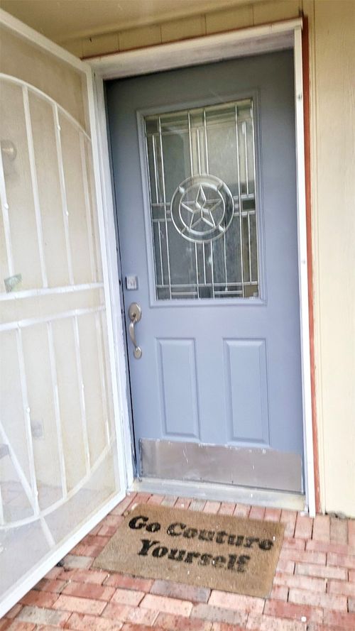 7077 Sorcey Road, Dallas, TX, 75249 | Card Image
