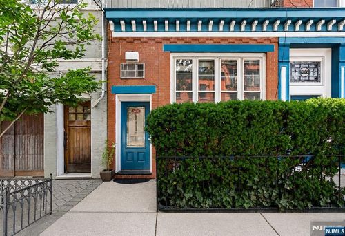 1030 Willow Ave, Hoboken, NJ, 07030-3395 | Card Image