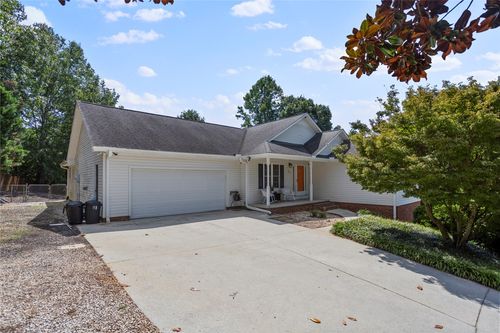 100 Echota Trl, Seneca, SC, 29672-5000 | Card Image