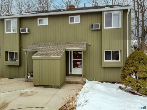 45 Mckenna Dr, Middletown, CT, 06457-4013 | Card Image
