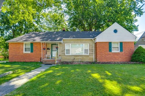 241 E 242nd St, Euclid, OH, 44123-1445 | Card Image