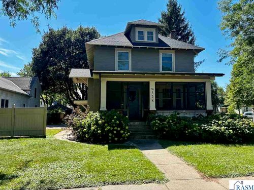 328 Grace St, Saint Peter, MN, 56082-2007 | Card Image