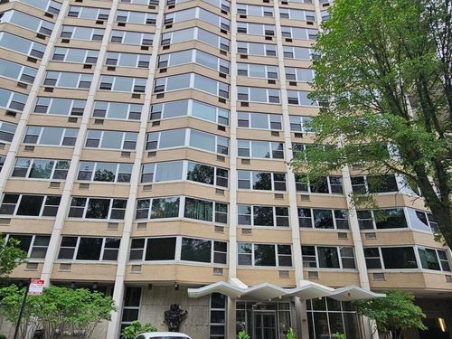 2009-555 Cornelia Ave, Chicago, IL, 60657-2739 | Card Image