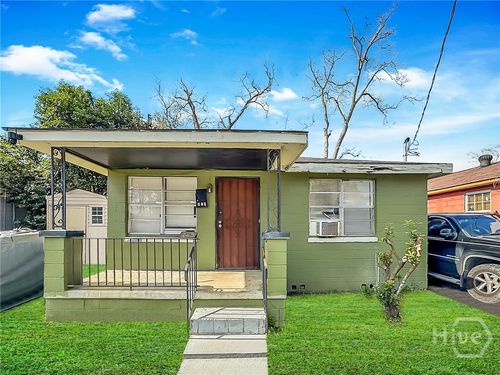 725 Fruit St, Savannah, GA, 31415-5290 | Card Image