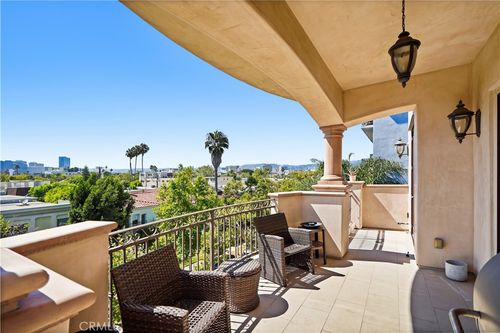 104a-462 S Maple Dr, Beverly Hills, CA, 90212-4809 | Card Image