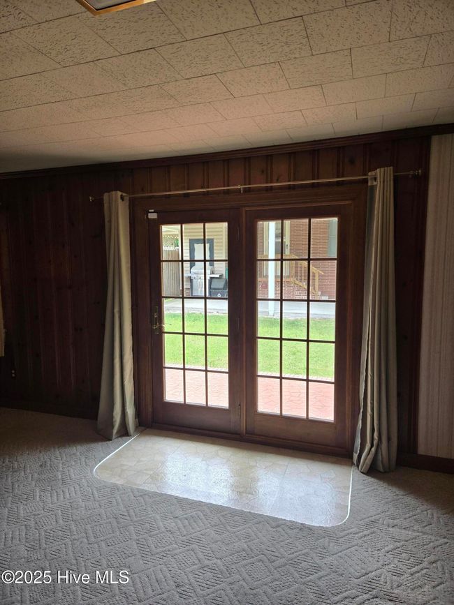 705 School Dr, House other with 5 bedrooms, 3 bathrooms and 1 parking in Williamston NC | Image 7