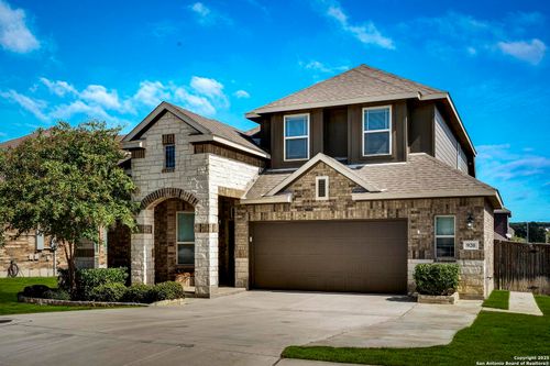 920 Kauri Clfs, Cibolo, TX, 78108-3975 | Card Image