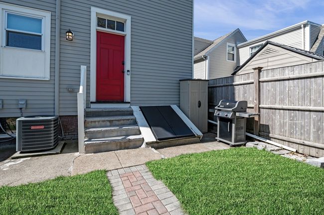 2 - 12 Rice St, Condo with 3 bedrooms, 3 bathrooms and 2 parking in Salem MA | Image 31