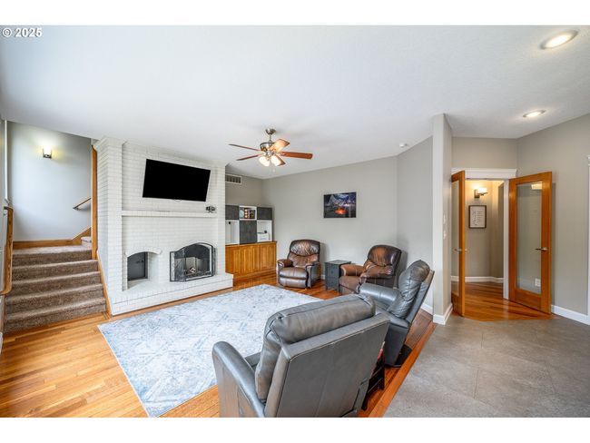 2351 Nw Pinehurst Dr, House other with 5 bedrooms, 3 bathrooms and 3 parking in McMinnville OR | Image 14