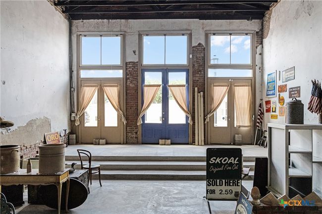 207 E Clark St, Home with 0 bedrooms, 0 bathrooms and null parking in Bartlett TX | Image 7