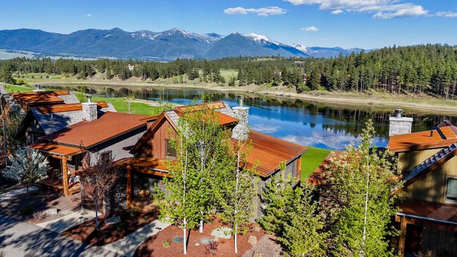 Majestic mountain views | Image 51