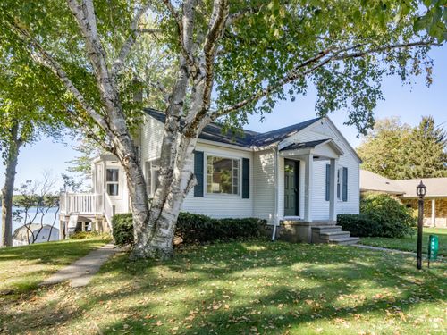 55572 N Fisher Lake Rd, Three Rivers, MI, 49093-9092 | Card Image