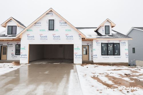 46-5178 Blendon Meadow Cir, Hudsonville, MI, 49426-6800 | Card Image