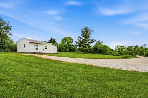 11687 Broadgauge Rd, South Vienna, OH, 45369-8703 | Card Image