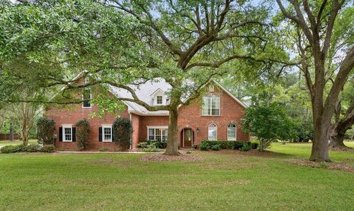 17236 Saint Gertrude Dr, Covington, LA, 70435-5628 | Card Image