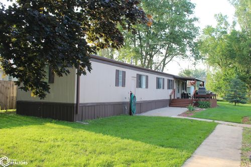 208 1st Avenue Se, Rockford, IA, 50468 | Card Image