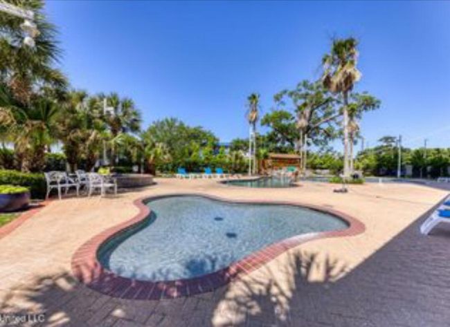 Condo 6 | Image 23