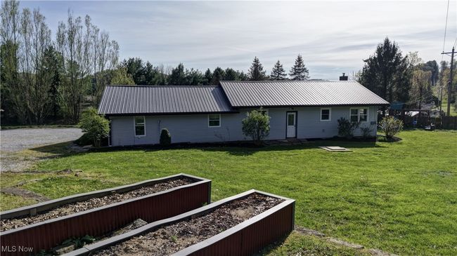 10913 Us Route 62, House other with 5 bedrooms, 2 bathrooms and null parking in Killbuck OH | Image 35