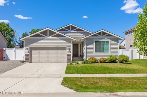 4647 W Magrath Dr, Coeur D Alene, ID, 83815-8012 | Card Image